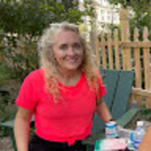 Meet your Posher, April